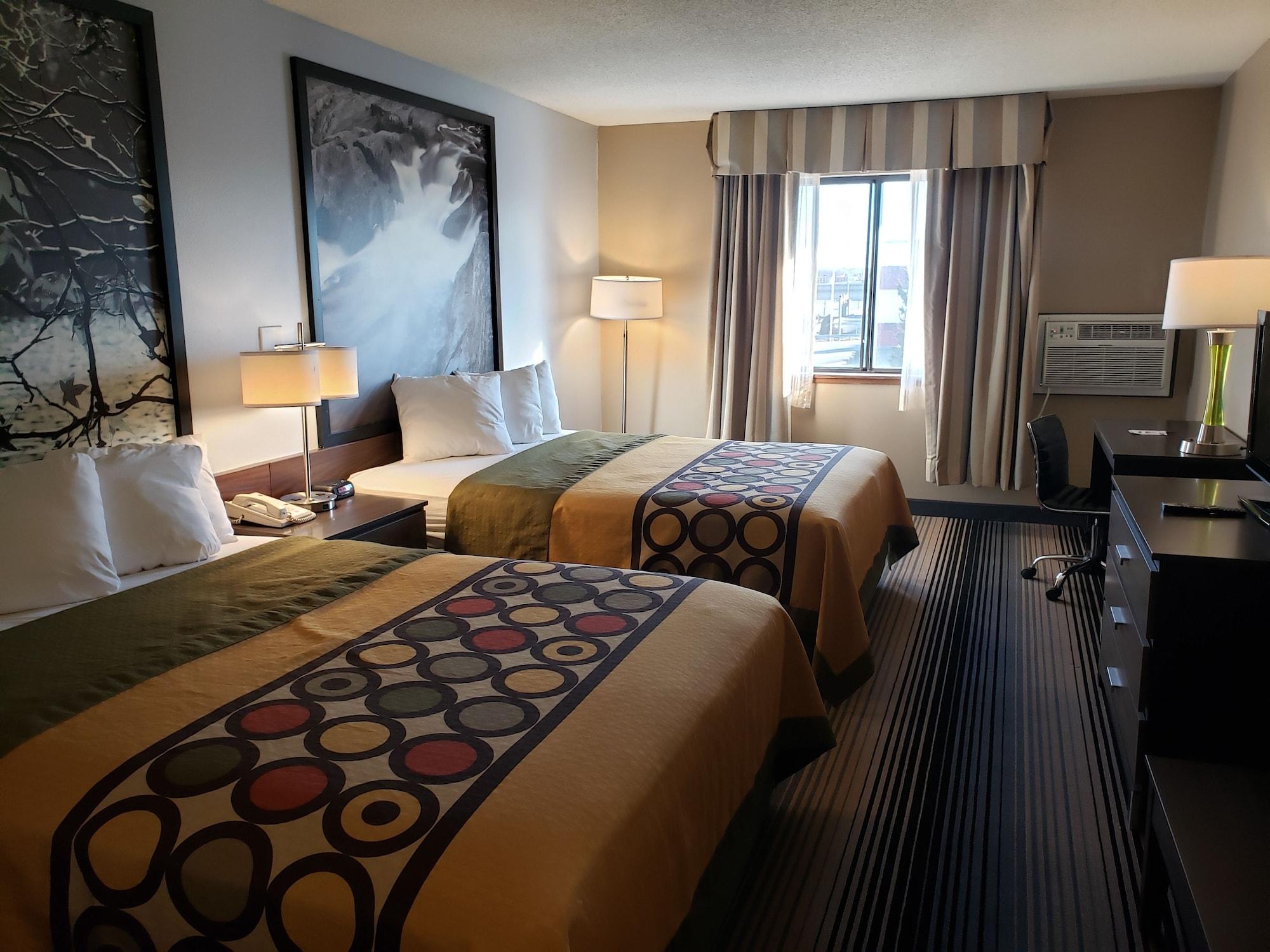 Super 8 By Wyndham Milwaukee Airport Hotel Exterior foto